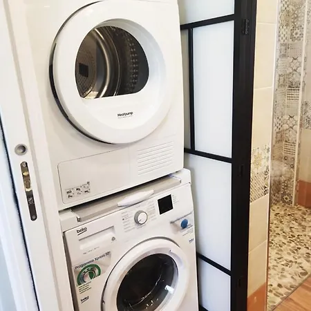 Apartment Station - Smarthouse-self&express Checkin *